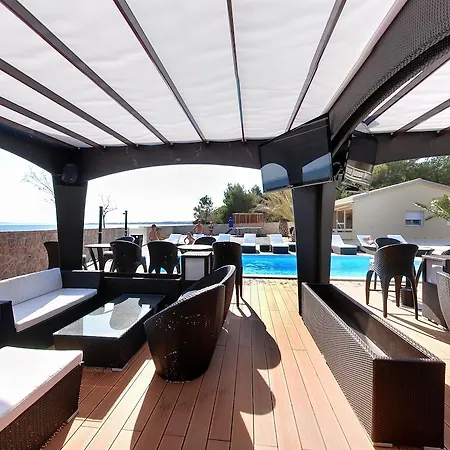 Paradise Vanesa Hotel 3*