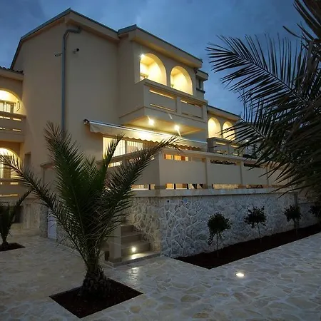 Paradise Vanesa 3*