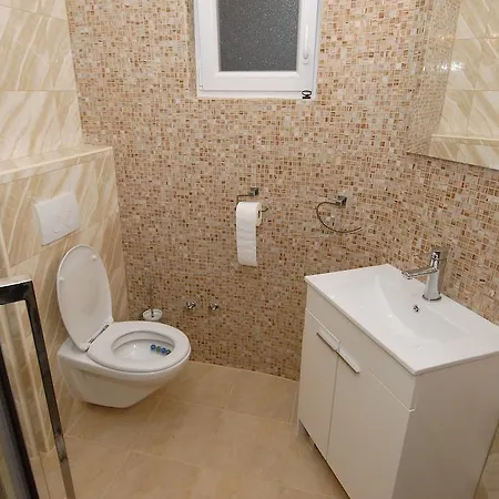 Paradise Vanesa 3* ויר