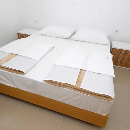 Paradise Vanesa Hotel
